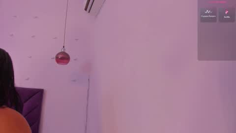 haileystonei online show from October 22, 2025, 11:43 am