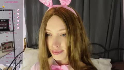 Lylu online show from February 4, 2026, 10:15 pm