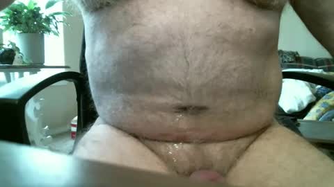 hairydude962 online show from April 18, 2026, 7:58 pm