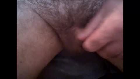 Snapshot of hairyman007 chatting on December 10, 2024, 9:33 am hairyman007 online show from December 10, 2024, 9:33 am