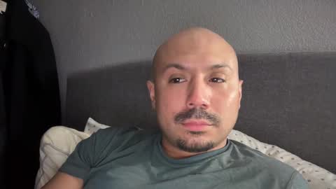 hairyman30000 online show from February 18, 2025, 3:31 am