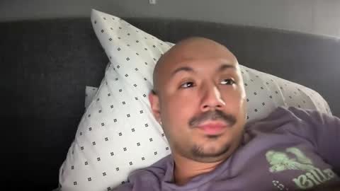 hairyman30000 online show from February 24, 2025, 4:05 am