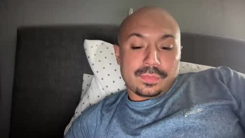 hairyman30000 online show from February 26, 2025, 2:48 am