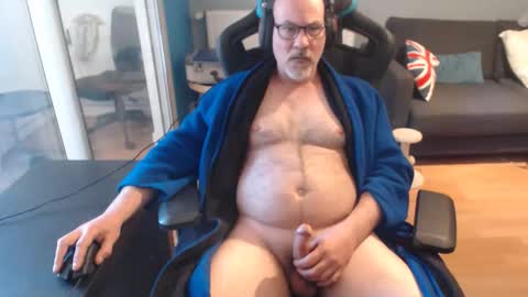 Snapshot of hairyman54 chatting on April 30, 2026, 8:20 am hairyman54 online show from April 30, 2026, 8:20 am