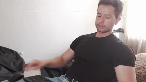 hairyncuteass online show from January 17, 2025, 2:28 pm