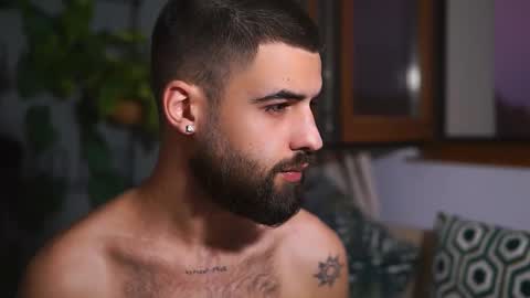 Snapshot of hairyrobxxx chatting on September 11, 2025, 3:39 am HairyRobXxX online show from September 11, 2025, 3:39 am