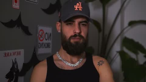 HairyRobXxX online show from November 7, 2025, 8:20 pm