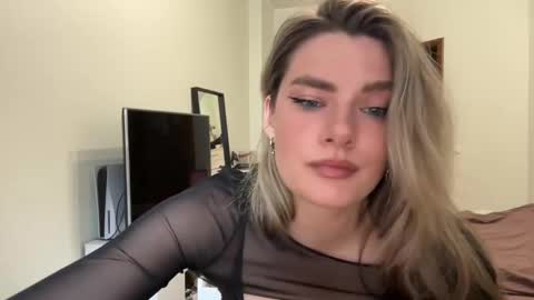 haley_rune online show from February 9, 2025, 10:20 am