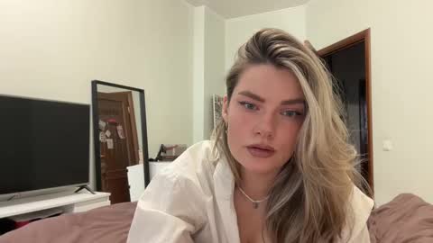 haley_rune online show from February 11, 2025, 8:58 am