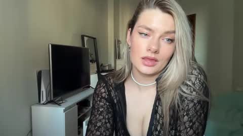 haley_rune online show from February 20, 2025, 1:08 pm