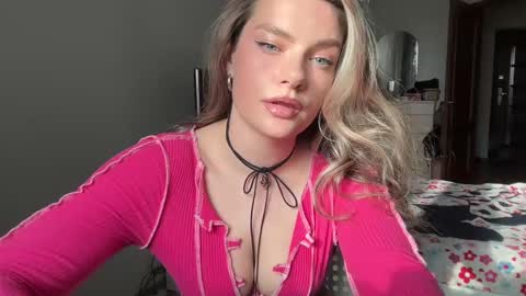 haley_rune online show from February 25, 2025, 10:04 am