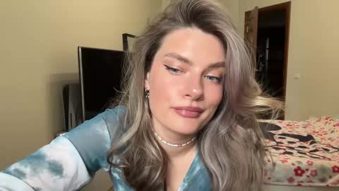 haley_rune online show from February 27, 2025, 11:41 am