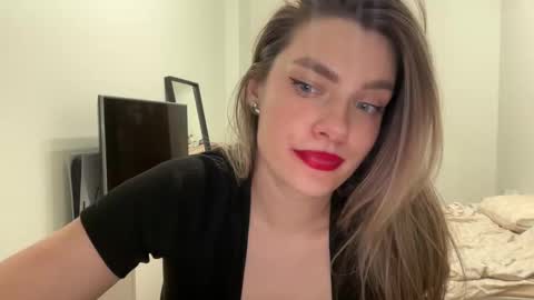 haley_rune online show from March 9, 2025, 5:28 pm