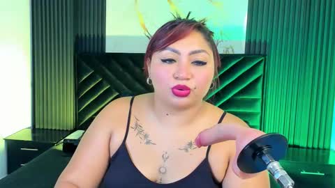 Halleyrosse online show from October 24, 2025, 12:01 pm