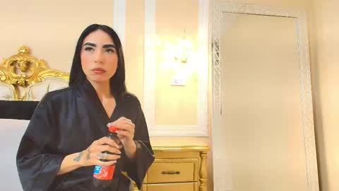 Hallie Stone online show from March 19, 2026, 12:09 pm