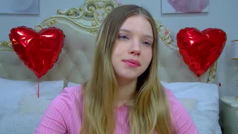 Snapshot of hallybradley chatting on February 24, 2026, 5:05 am HallyBradley online show from February 24, 2026, 5:05 am