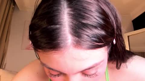 Snapshot of halseycox__ chatting on February 25, 2026, 5:50 am Halsey Maria online show from February 25, 2026, 5:50 am