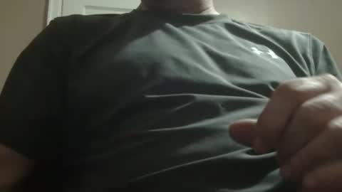 Snapshot of hamhead71 chatting on December 9, 2024, 2:06 pm hamhead71 online show from December 9, 2024, 2:06 pm