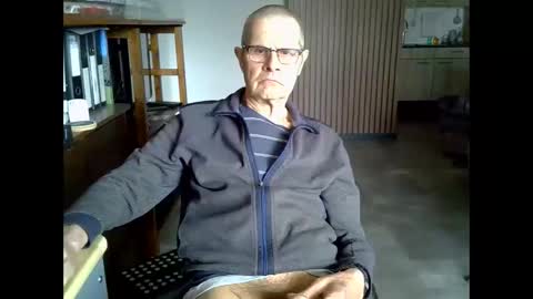 Snapshot of hamto65 chatting on March 30, 2026, 9:54 am Prefer men 80 online show from March 30, 2026, 9:54 am