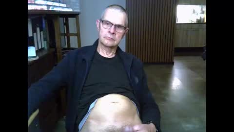 Snapshot of hamto65 chatting on April 2, 2026, 8:17 pm Prefer men 80 online show from April 2, 2026, 8:17 pm