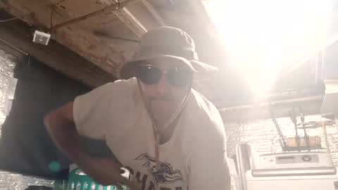 han811381 online show from November 10, 2025, 2:43 am