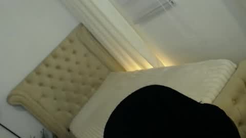 hana_be69 online show from April 3, 2026, 10:30 pm