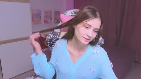 Hana online show from September 30, 2025, 1:49 pm