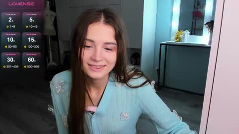 Hana online show from December 17, 2025, 2:12 pm