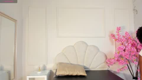 hanaahquinn online show from October 7, 2025, 11:29 am