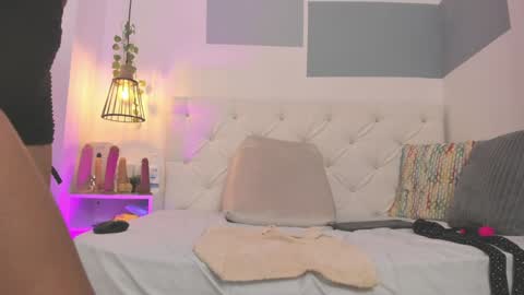 hanah_gray online show from January 23, 2025, 5:10 pm