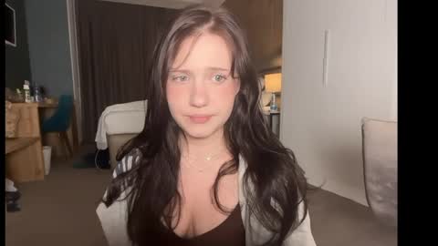 hanahwoods online show from June 1, 2026, 2:08 pm