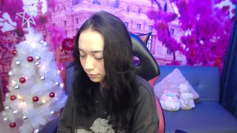 Snapshot of hanaku_8 chatting on December 9, 2024, 5:30 pm Hanaku online show from December 9, 2024, 5:30 pm