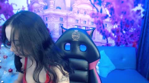 Snapshot of hanaku_8 chatting on December 12, 2024, 2:22 pm Hanaku online show from December 12, 2024, 2:22 pm