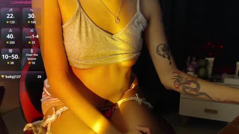 Snapshot of hanaku_8 chatting on January 23, 2025, 5:10 pm Hanaku online show from January 23, 2025, 5:10 pm