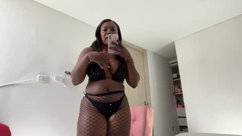 Hana  online show from October 17, 2025, 3:14 pm