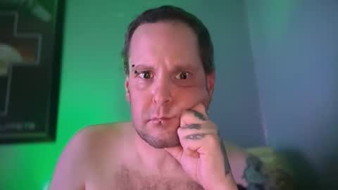 hand_banana_420 online show from October 19, 2025, 12:11 am