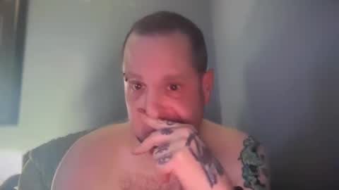 hand_banana_420 online show from November 7, 2025, 2:55 am