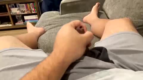 handhugger online show from December 7, 2024, 7:32 pm