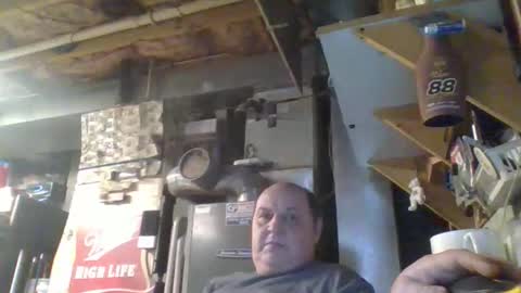 Snapshot of handiemanhere chatting on January 8, 2026, 4:26 am naked man online show from January 8, 2026, 4:26 am