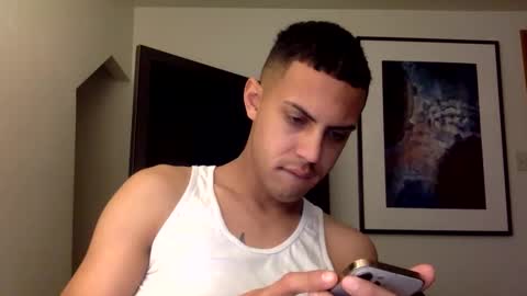 handsome01_ online show from December 15, 2025, 6:56 pm