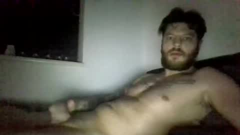 handsome1992xxxx online show from January 15, 2026, 11:41 pm