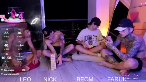 leonardfarrucknick and otis online show from September 9, 2025, 3:28 am