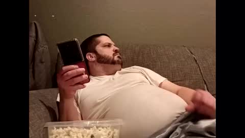 Handsomedaddy198923 online show from March 27, 2026, 7:03 am