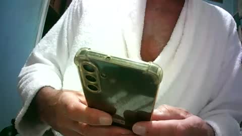 handymanforyou177322 online show from June 8, 2026, 10:32 pm