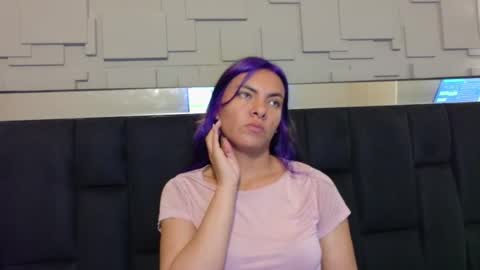 Hanna online show from November 8, 2025, 6:40 pm