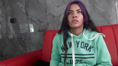 Hanna online show from November 17, 2025, 12:00 pm