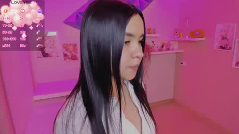 Snapshot of hanna__becker chatting on September 9, 2025, 2:11 am hanna  online show from September 9, 2025, 2:11 am