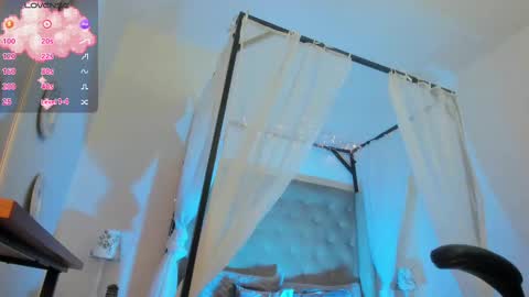 Snapshot of hanna__becker chatting on September 28, 2025, 3:12 am hanna  online show from September 28, 2025, 3:12 am