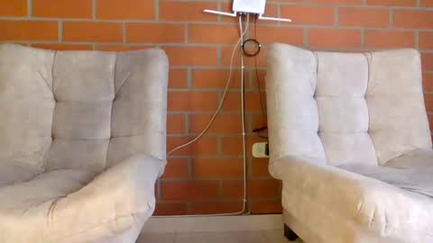 hanna online show from February 1, 2025, 6:51 pm