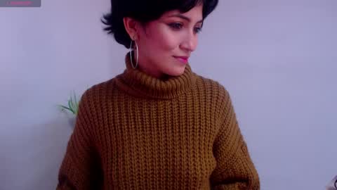 Sara online show from December 19, 2024, 4:24 pm